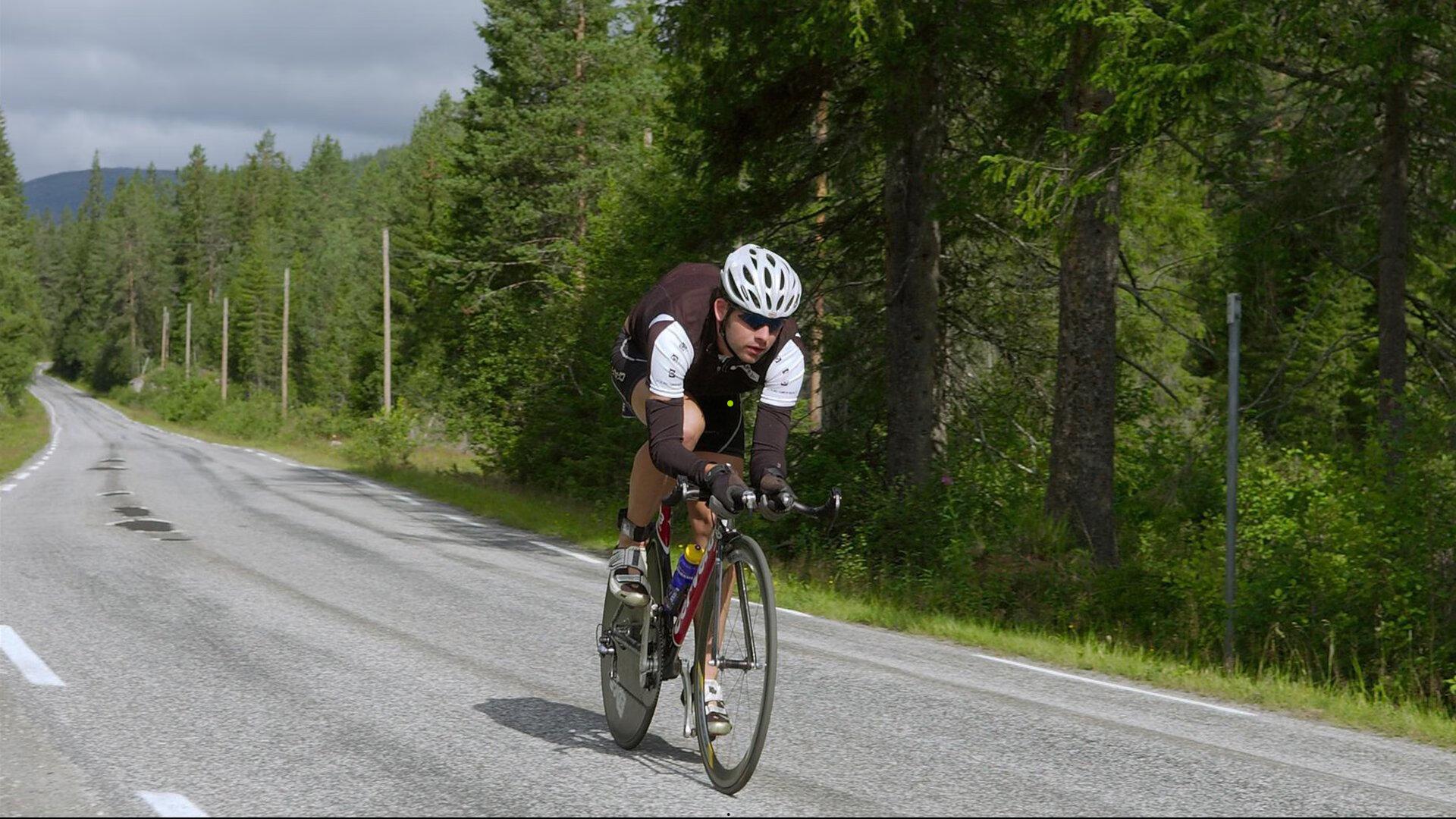 津媒，津门虎迎年轻球员试训考察 夏窗外援补强方案仍存变数