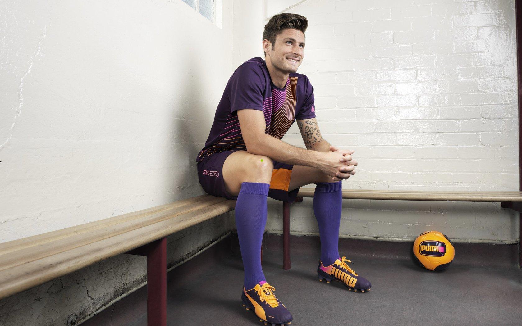 布云朝克特直落两盘击败桑提兰 历史性锁定2026年澳网男单正赛席位